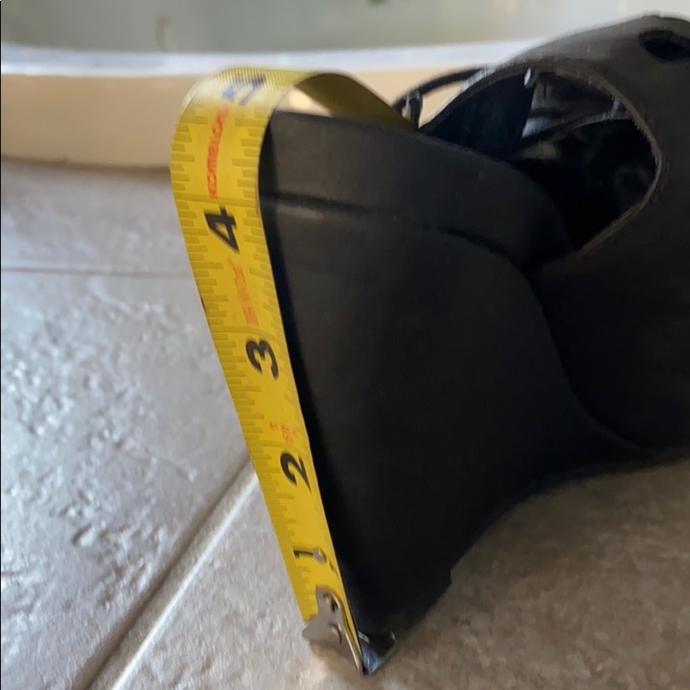 Wedges - Picture 4 of 4
